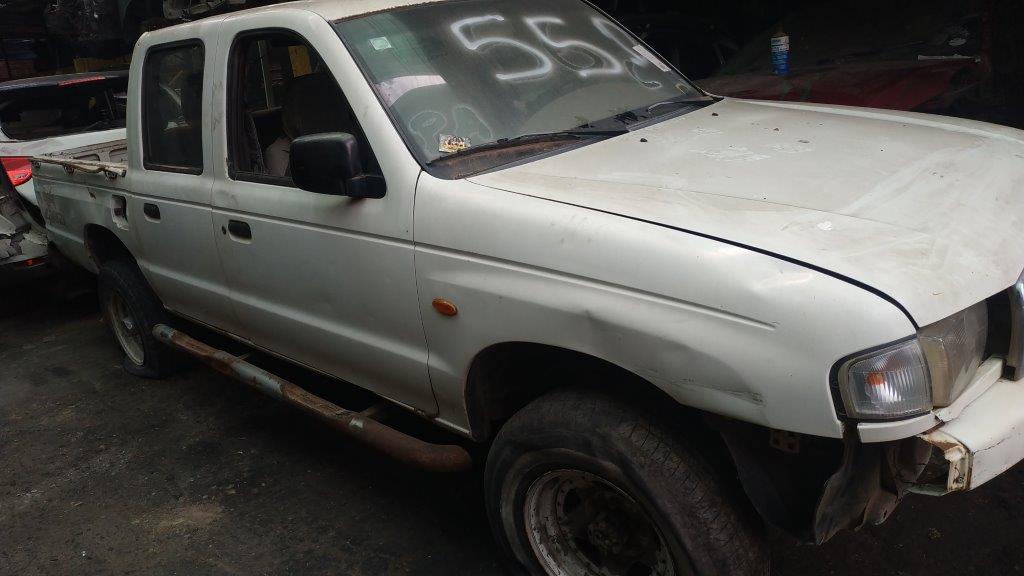  Mazda B2900 2003    EN DESARME